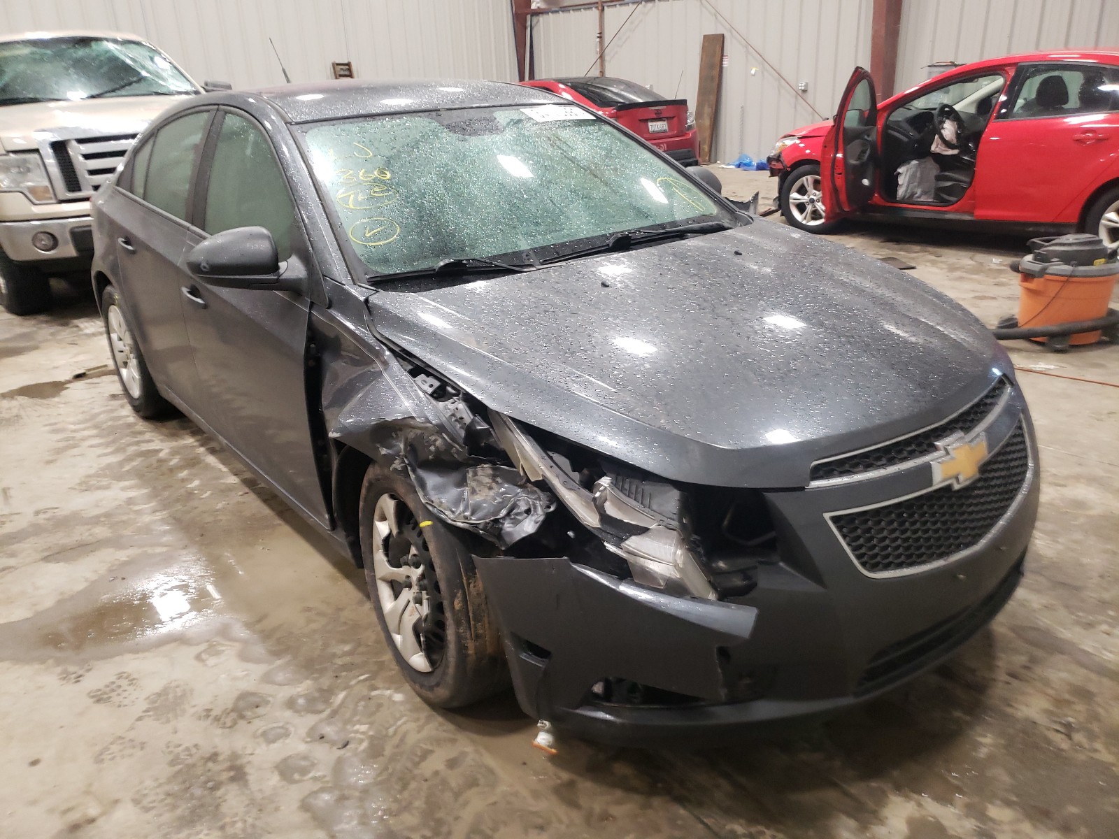 Chevrolet Cruze ls (2013)