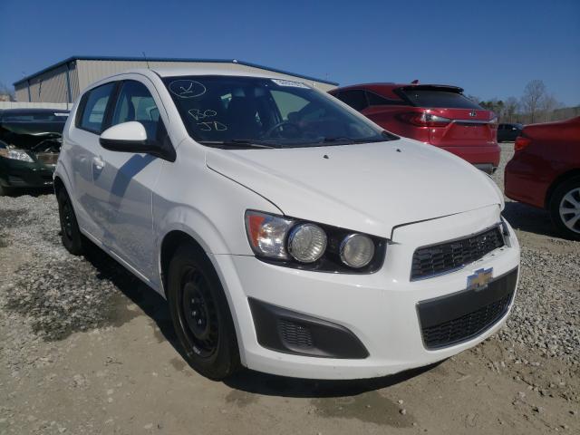Chevrolet Sonic ls (2014)