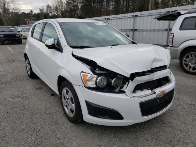 Chevrolet Sonic ls (2014)