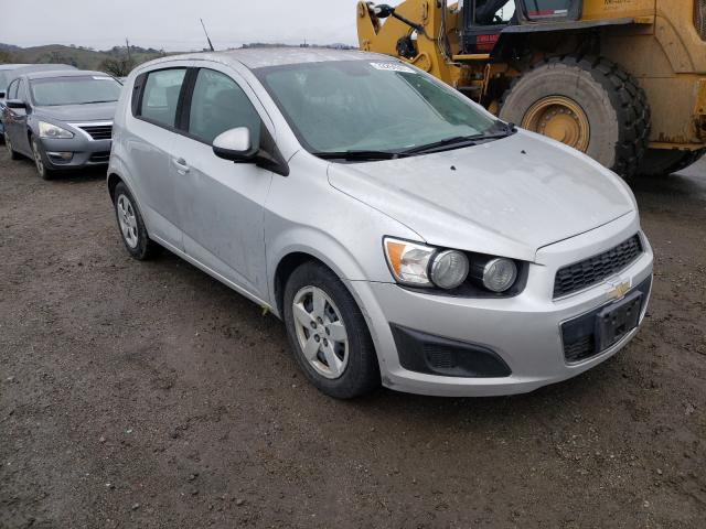 Chevrolet Sonic ls (2013)