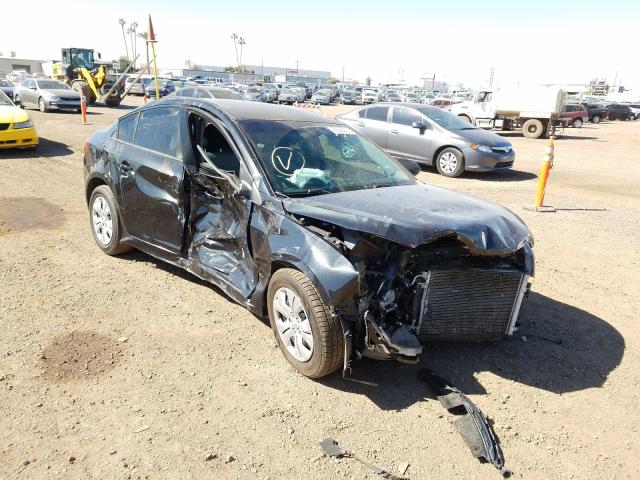 Chevrolet Cruze ls (2015)