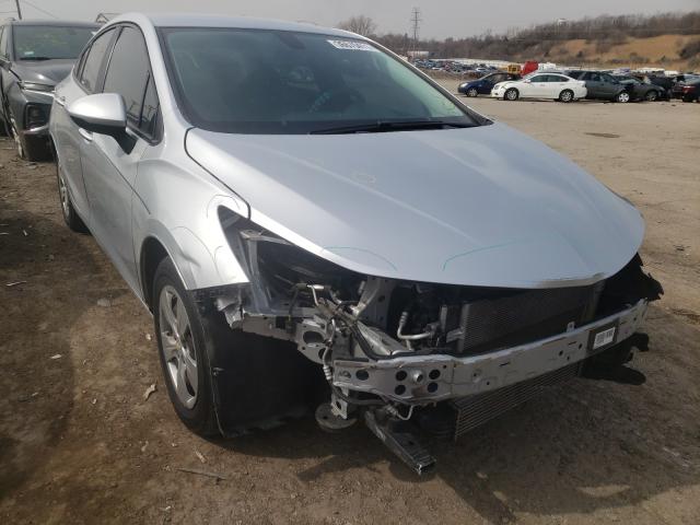 Chevrolet Cruze ls (2016)