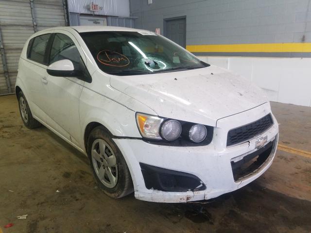 Chevrolet Sonic ls (2013)
