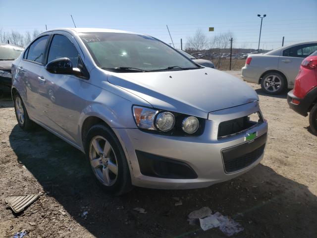 Chevrolet Sonic ls (2015)