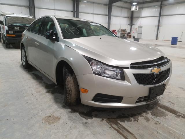 Chevrolet Cruze ls (2014)