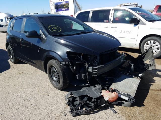 Chevrolet Sonic ls (2014)