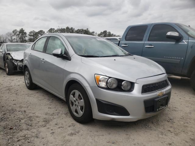 Chevrolet Sonic ls (2016)