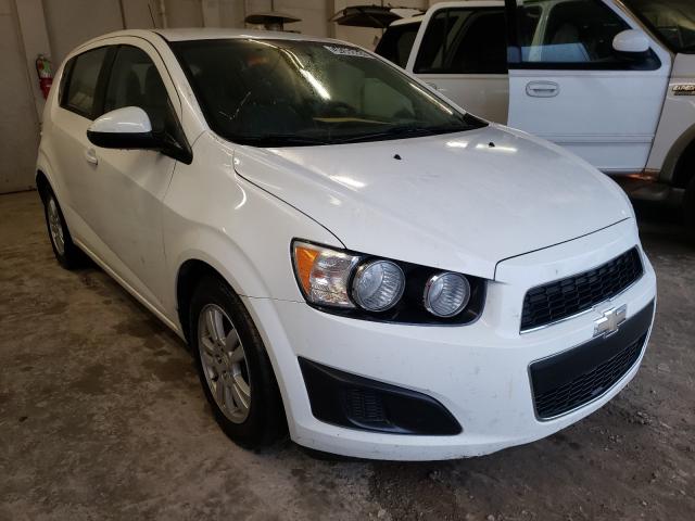 Chevrolet Sonic ls (2012)