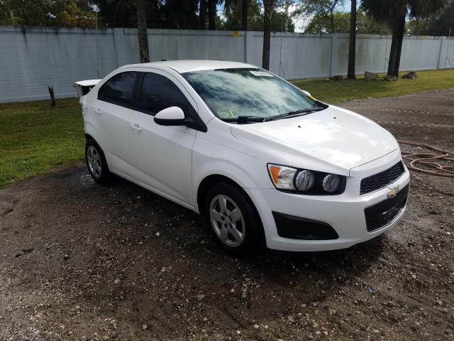 Chevrolet Sonic ls (2014)
