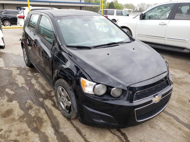 Chevrolet Sonic ls (2016)