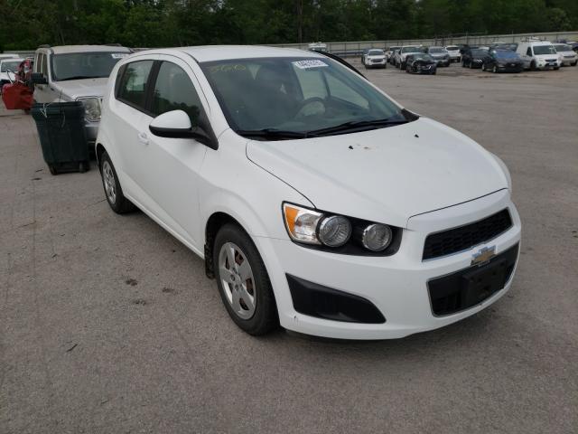 Chevrolet Sonic ls (2014)
