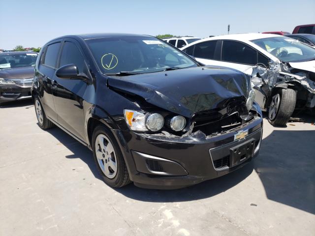 Chevrolet Sonic ls (2013)