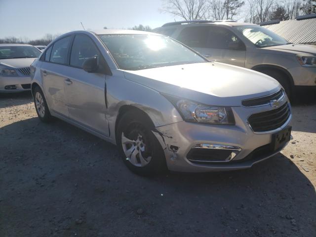 Chevrolet Cruze ls (2015)