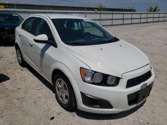 Chevrolet Sonic ls (2015)