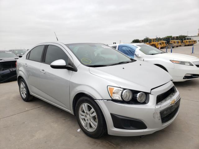 Chevrolet Sonic ls (2012)