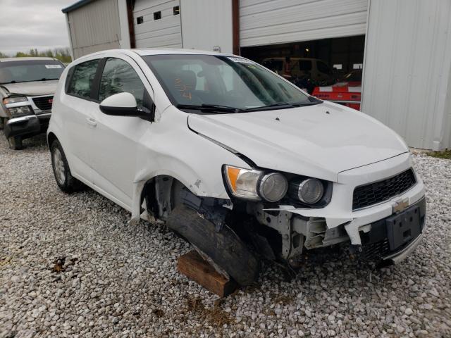 Chevrolet Sonic ls (2012)