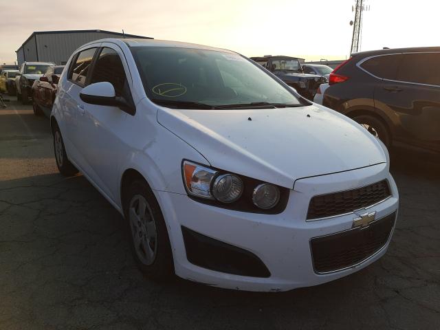 Chevrolet Sonic ls (2016)