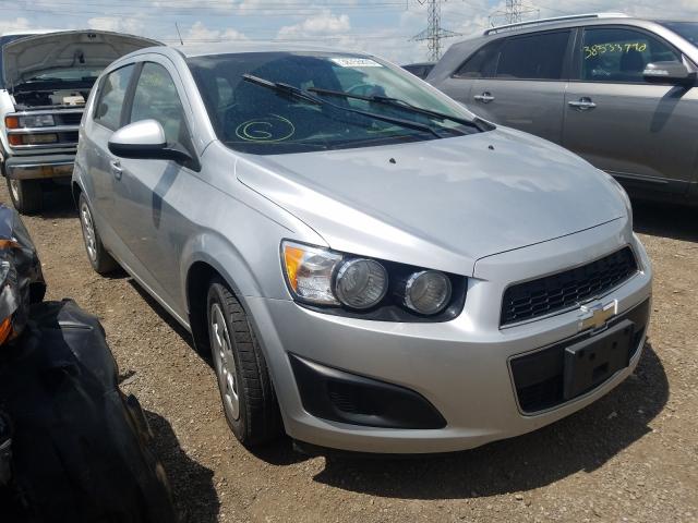 Chevrolet Sonic ls (2013)