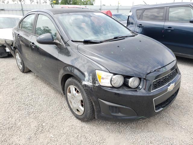 Chevrolet Sonic ls (2013)