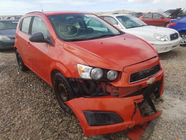 Chevrolet Sonic ls (2013)