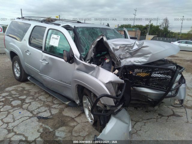 Chevrolet Suburban (2014)