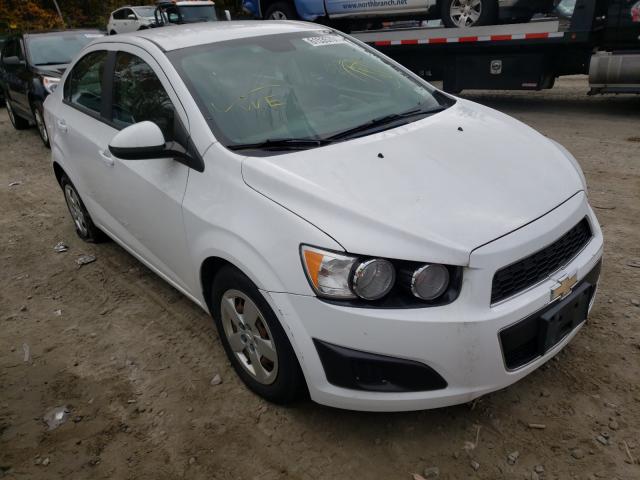 Chevrolet Sonic ls (2013)