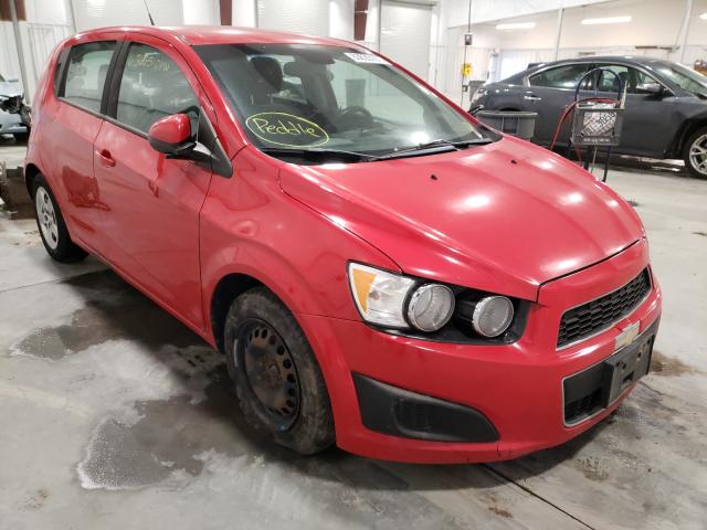 Chevrolet Sonic ls (2013)