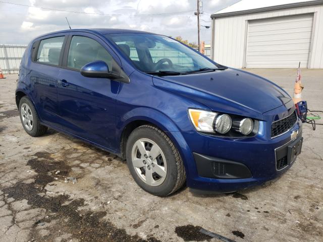 Chevrolet Sonic ls (2013)