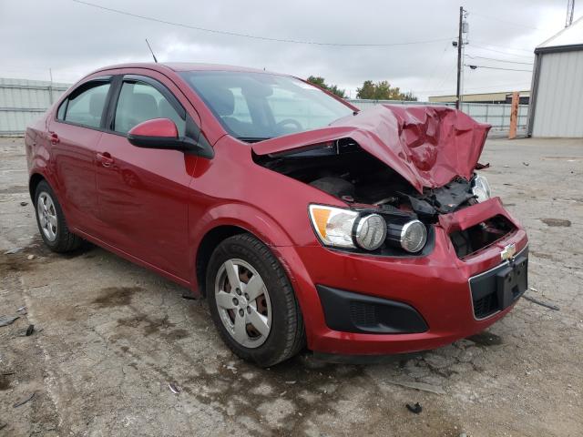 Chevrolet Sonic ls (2013)