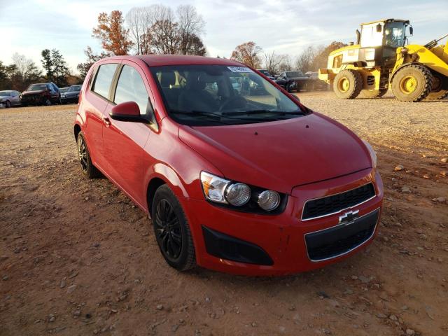 Chevrolet Sonic ls (2013)