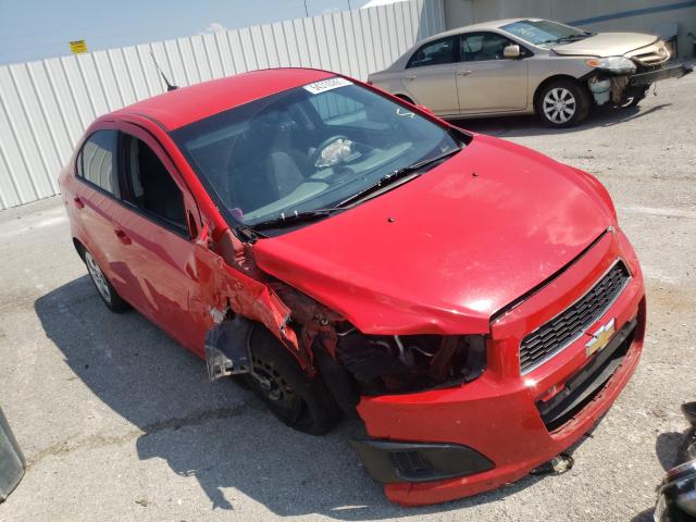 Chevrolet Sonic ls (2014)