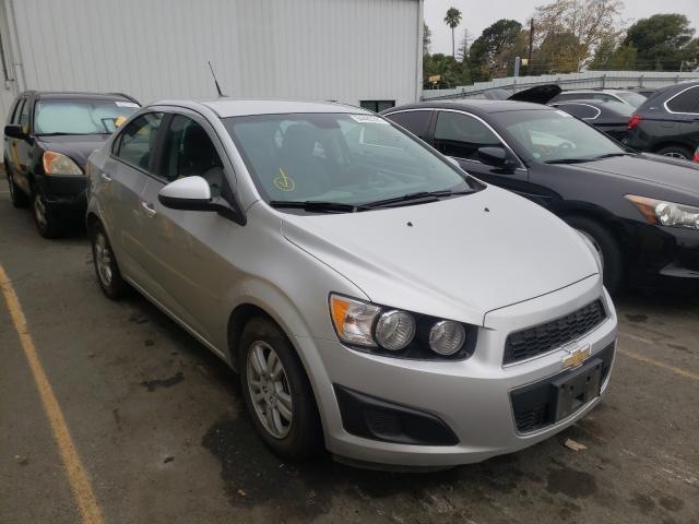 Chevrolet Sonic ls (2012)
