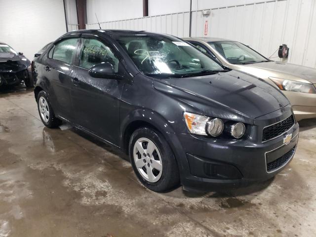 Chevrolet Sonic ls (2014)