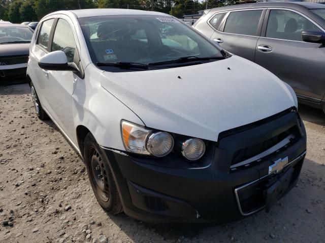 Chevrolet Sonic ls (2014)