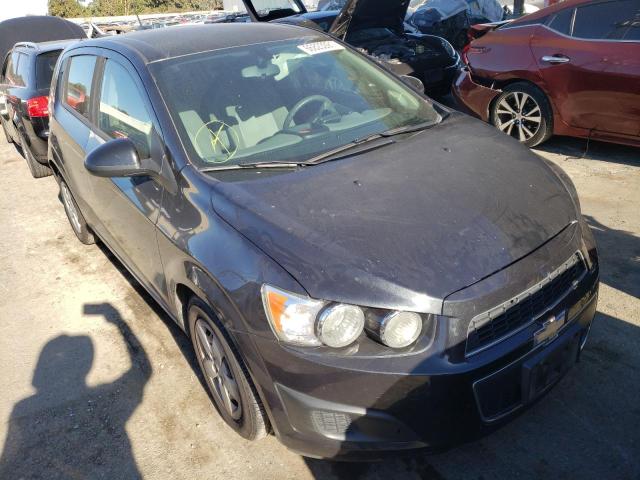 Chevrolet Sonic ls (2015)