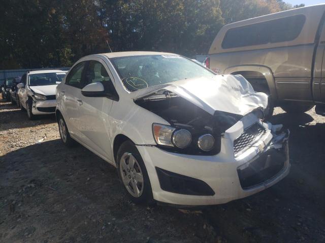 Chevrolet Sonic ls (2014)