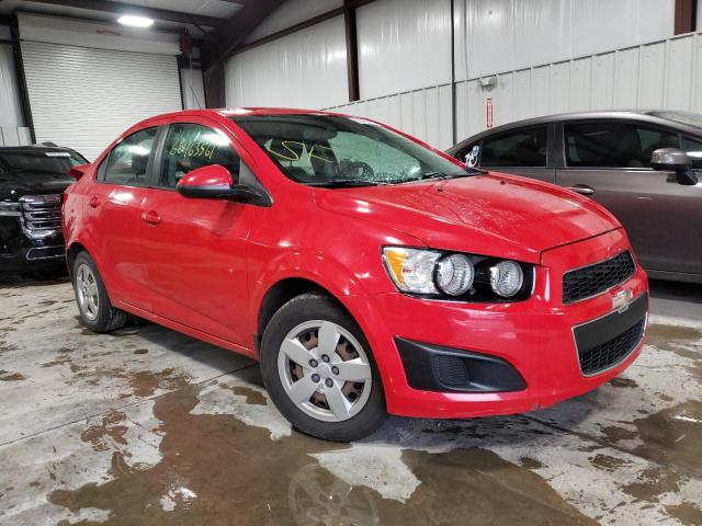 Chevrolet Sonic ls (2015)