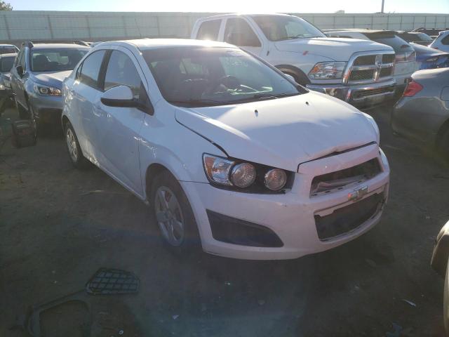 Chevrolet Sonic ls (2016)