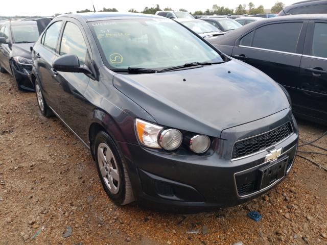 Chevrolet Sonic ls (2014)