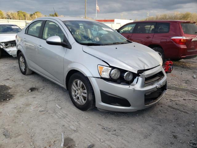 Chevrolet Sonic ls (2012)