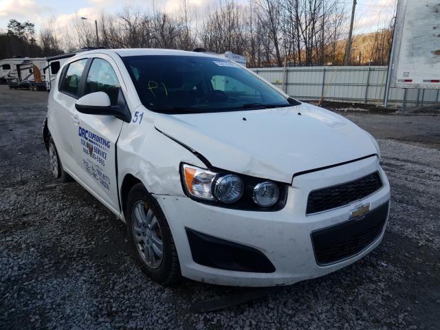 Chevrolet Sonic ls (2014)