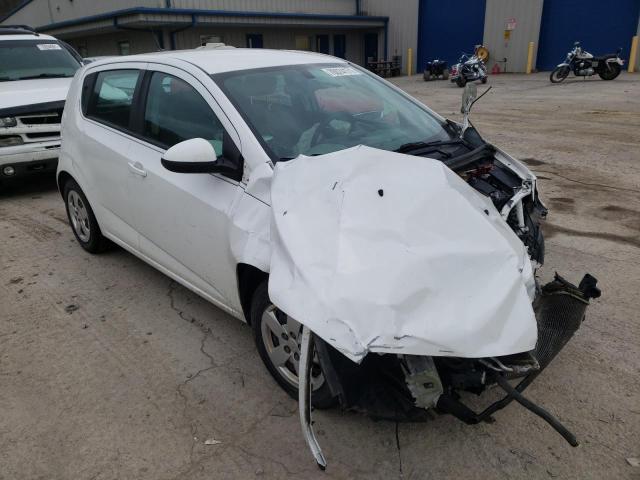 Chevrolet Sonic ls (2014)