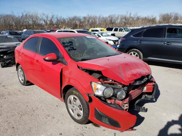 Chevrolet Sonic ls (2015)
