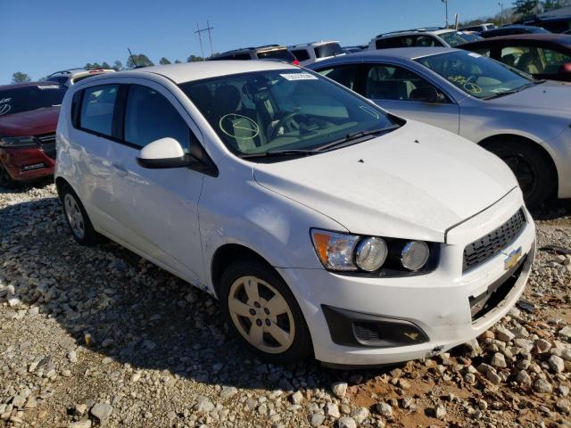 Chevrolet Sonic ls (2016)