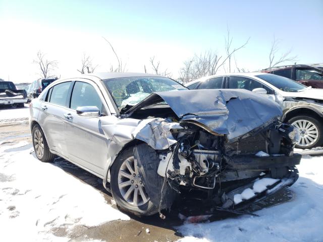 Chrysler 200 limite (2013)