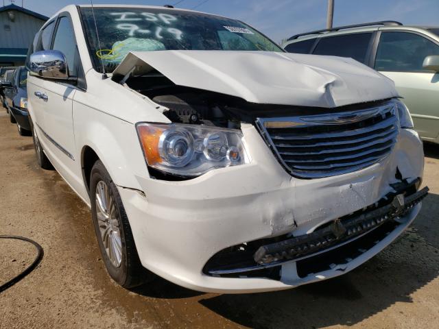 Chrysler Town and c (2011)