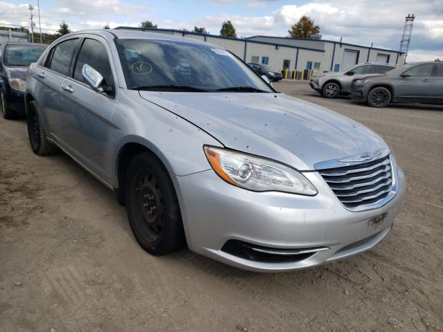 Chrysler 200 lx (2012)