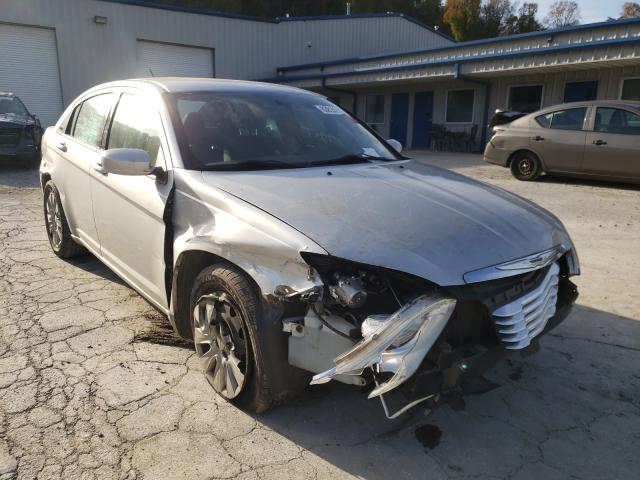 Chrysler 200 lx (2012)