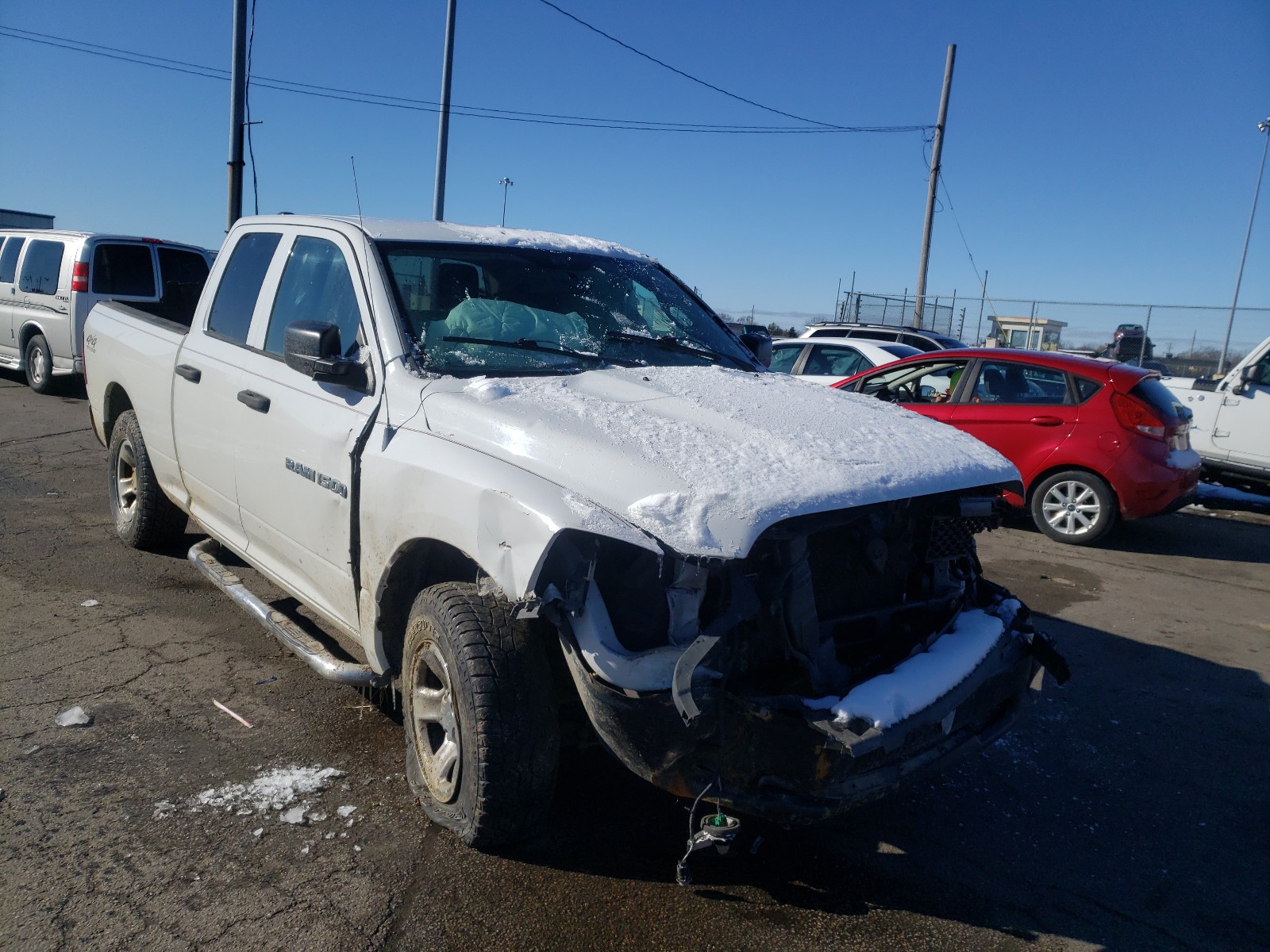 Dodge Ram 1500 s (2012)