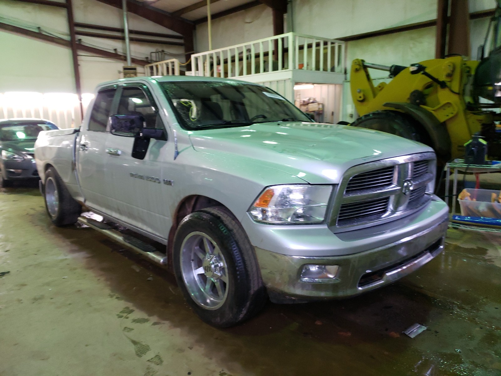 Dodge Ram 1500 s (2012)